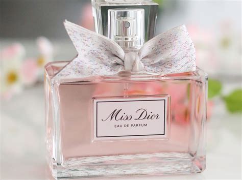 miss dior recenze
